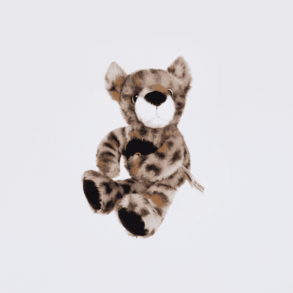 Cute Leopard Magnetic Hanging Doll, Multifunctional Phone Stand & Ornament Plush Figure, Novelty Gift for All Occasions Zilvex